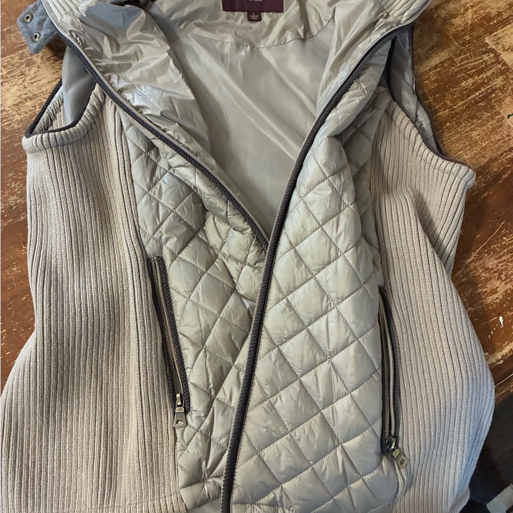 Johnston & Murphy Silver Quilted Vest
